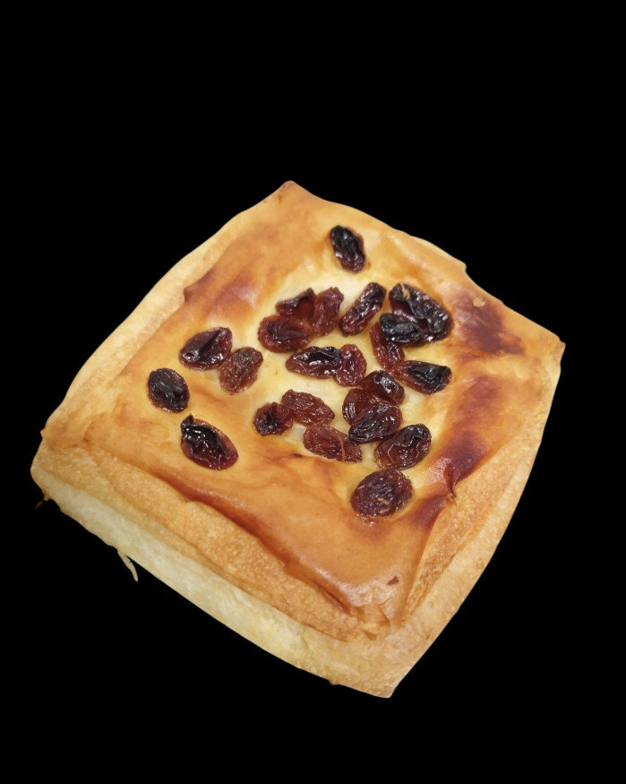 FEUILLETE AUX RAISINS