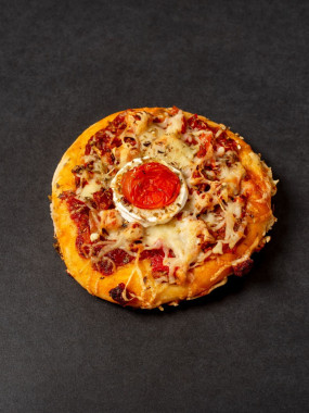 PIZZA CHORIZO CHEVRE POIVRONS