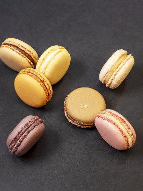 MACARONS AU DETAIL