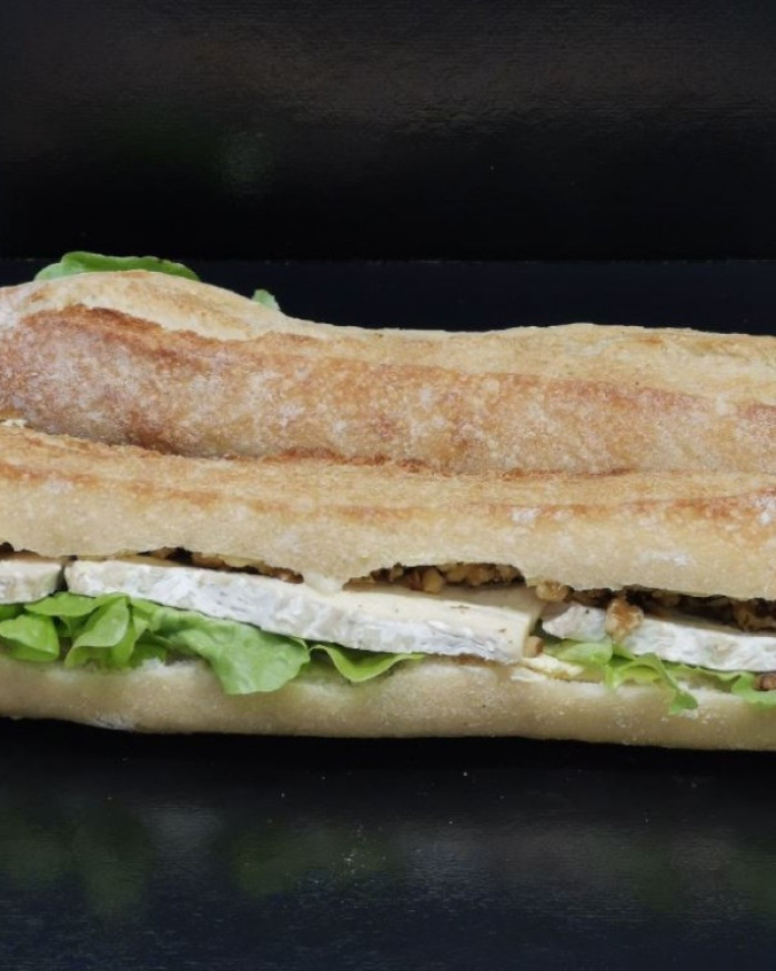 SANDWICH BRIE ET NOIX
